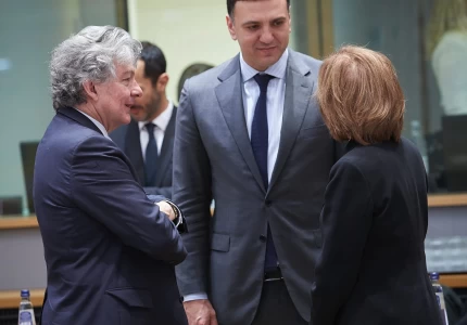 Ο Υπουργός Υγείας Βασίλης Κικίλιας στο έκτακτο Συμβούλιο Υπουργών Υγείας της ΕΕ που πραγματοποιήθηκε στις Βρυξέλλες