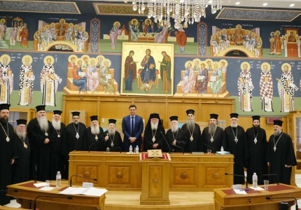 Συνάντηση Υπουργού Υγείας Βασίλη Κικίλια με τον Αρχιεπίσκοπο Αθηνών και πάσης Ελλάδας κ. Ιερώνυμο - Παράδοση δωρεάς της Εκκλησίας της Ελλάδος προς το Εθνικό Σύστημα Υγείας