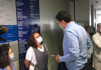 Ο Υπουργός Υγείας, Β. Κικίλιας στην Κέρκυρα. Νέος, μεγάλος, τελευταίας τεχνολογίας μοριακός αναλυτής στο νοσοκομείο του νησιού
