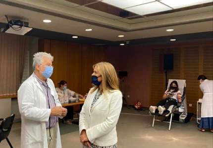 Επίσκεψη Υφυπουργού Υγείας Ζωής Ράπτη στην εθελοντική αιμοδοσία του Ε.ΚΕ.Α.