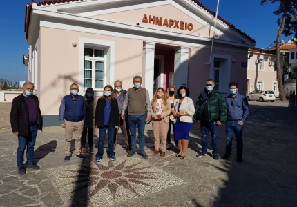 Επίσκεψη Υφυπουργού Υγείας Ζωής Ράπτη στο ΚΥ Καρλοβάσου και στο Δήμο Δυτικής Σάμου