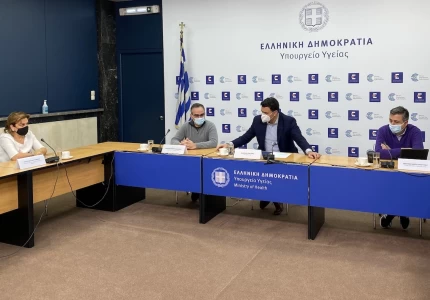 Συνάντηση με αντικείμενο τη διαχείριση της αυξημένης πίεσης στις ΜΕΘ των Νοσοκομείων της Αττικής συγκάλεσε ο Υπουργός Υγείας Βασίλης Κικίλιας