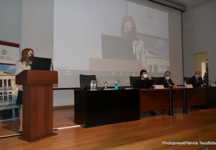 Η Υφυπουργός Υγείας Ζωή Ράπτη στη βράβευση του Περιφερειακού Διευθυντή Ευρώπης του ΠΟΥ, Hans Kluge από το ΑΠΘ