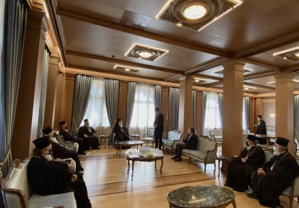 Στη συνεδρίαση της Διαρκούς Ιεράς Συνόδου ο Υπουργός Υγείας Βασίλης Κικίλιας και ο Καθηγητής Σωτήρης Τσιόδρας