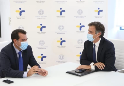 Επισκέψεις του Υπουργού Υγείας Θάνου Πλεύρη στον ΕΟΠΥΥ και στον ΕΟΔΥ