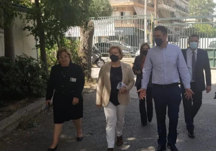 Επισκέψεις της Αναπληρώτριας Υπουργού  Υγείας Μίνας Γκάγκα στο Γενικό Νοσοκομείο Νίκαιας «Άγιος Παντελεήμων» και το Γενικό Νοσοκομείο Δυτικής Αττικής «Η Αγία Βαρβάρα»