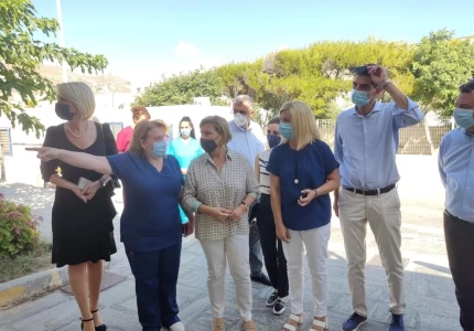Επίσκεψη της Αναπληρώτριας Υπουργού Υγείας στις δομές υγείας των νησιών Σύρου, Νάξου και Μυκόνου