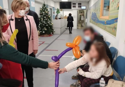 Χριστουγεννιάτικη επίσκεψη της Αναπληρώτριας Υπουργού στο «Νοσοκομείο Παίδων Πεντέλης»