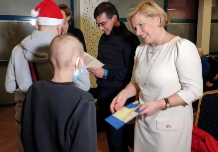 Κοντά στα παιδιά της «Φλόγας»