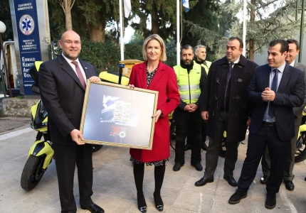 Δωρεά δέκα μοτοσυκλετών, τριάντα κρανών και τριάντα γιλέκων ασφαλείας προς το ΕΚΑΒ, από το Ίδρυμα «ΑΝΤΩΝΙΟΣ & ΙΩΑΝΝΗΣ ΑΓΓΕΛΙΚΟΥΣΗΣ»