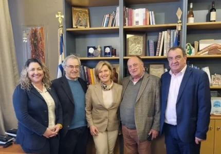 Επίσκεψη Αναπληρώτριας Υπουργού Υγείας στο Γενικό Νοσοκομείο Σαντορίνης