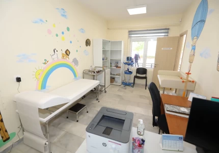 Επίσκεψη της Αναπληρώτριας Υπουργού Υγείας στην TOMY Γιάννουλης για την επαναλειτουργία της μέσω Δωρεάς εξοπλισμού από το «Μαζί για το Παιδί»