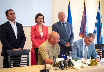 Υπογραφή συμβάσεων για τη λειτουργική αναβάθμιση του Γενικού Νοσοκομείου Κέρκυρας και την ανακαίνιση 3 Κέντρων Υγείας στην 6η Υ.ΠΕ. Πελοποννήσου, Ιονίων Νήσων, Ηπείρου και Δυτικής Ελλάδας