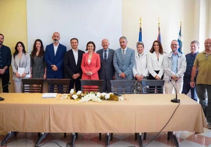 Υπογραφή συμβάσεων για τη λειτουργική αναβάθμιση του Γενικού Νοσοκομείου Κέρκυρας και την ανακαίνιση 3 Κέντρων Υγείας στην 6η Υ.ΠΕ. Πελοποννήσου, Ιονίων Νήσων, Ηπείρου και Δυτικής Ελλάδας