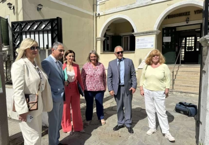 Υπογραφή συμβάσεων για τη λειτουργική αναβάθμιση του Γενικού Νοσοκομείου Κέρκυρας και την ανακαίνιση 3 Κέντρων Υγείας στην 6η Υ.ΠΕ. Πελοποννήσου, Ιονίων Νήσων, Ηπείρου και Δυτικής Ελλάδας