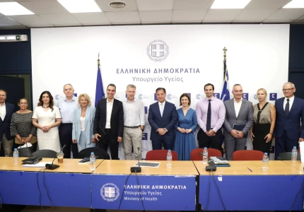 Συνάντηση του Υπουργού Υγείας Άδωνι Γεωργιάδη με τις διοικήσεις της ΠΕΦ, του ΣΦΕΕ, του PIF και του ΣΑΦΕΕ, παρουσία του Υπουργού Επικρατείας Άκη Σκέρτσου