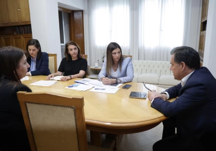 Συνάντηση του Υπουργού Υγείας Άδωνι Γεωργιάδη με την Υπουργό Κοινωνικής Συνοχής και Οικογένειας Σοφία Ζαχαράκη