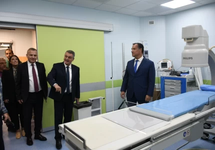 Επίσκεψη του Υπουργού Υγείας Άδωνι Γεωργιάδη στο ΑΝΘ «Θεαγένειο» για την έναρξη της πιλοτικής εφαρμογής του προγράμματος «ΟΙΚΟΘΕΝ»
