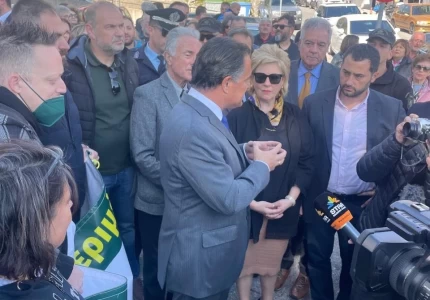 Επίσκεψη του Υπουργού Υγείας Άδωνι Γεωργιάδη στο Νοσοκομείο και στο Κέντρο Υγείας Καρπενησίου