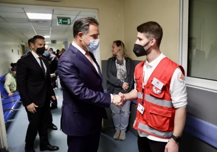 Επίσκεψη του Υπουργού Υγείας στο ΓΝΑ «Ευαγγελισμός» για την πρώτη μέρα εφαρμογής του προγράμματος υποστήριξης των ΤΕΠ από εθελοντές του Ελληνικού Ερυθρού Σταυρού