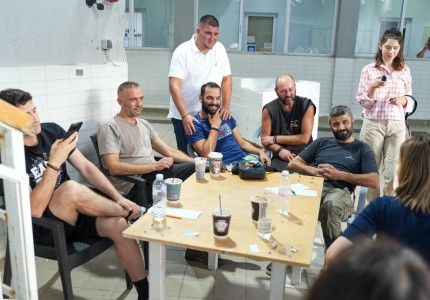 Στην Ιχθυόσκαλα Νέας Μηχανιώνας η Ειρήνη Αγαπηδάκη μαζί με τις ΚΟΜΥ για προληπτικές εξετάσεις στους ψαράδες μας