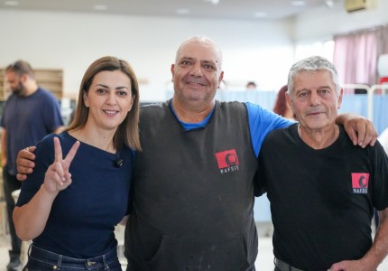 Στην Ιχθυόσκαλα Νέας Μηχανιώνας η Ειρήνη Αγαπηδάκη μαζί με τις ΚΟΜΥ για προληπτικές εξετάσεις στους ψαράδες μας