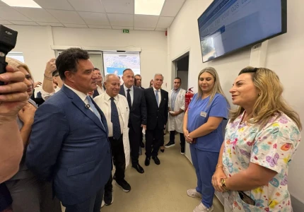 Εγκαίνια της νέας Καρδιολογικής Κλινικής στο Γ.Ν. «ΒΟΥΒΑΛΕΙΟ» από τον υπουργό Υγείας Άδωνι Γεωργιάδη