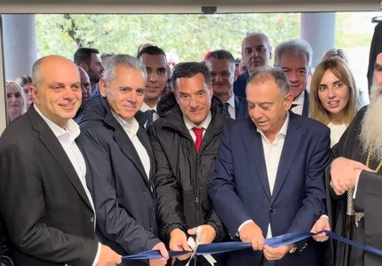 Εγκαίνια του Κέντρου Υγείας Ελασσόνας από τον Υπουργό Υγείας Άδωνι Γεωργιάδη