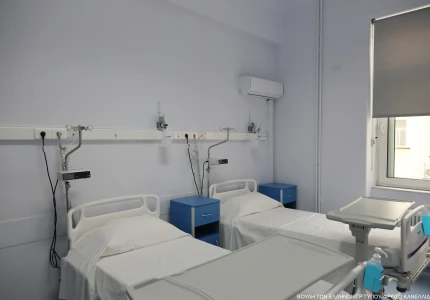 Τελετή παράδοσης νέων νοσοκομειακών κλινών και ιατροτεχνολογικού εξοπλισμού στο Γενικό Νοσοκομείο Αθηνών «ΑΛΕΞΑΝΔΡΑ», δωρεά της Βουλής των Ελλήνων