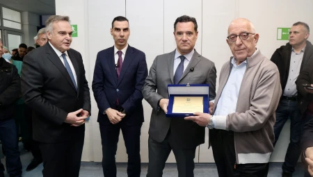 Τελετή εγκαινίων τεσσάρων υπερσύγχρονων χειρουργικών τραπεζών στο Γ.Ν.Α. «Κοργιαλένειο – Μπενάκειο» , δωρεά της Βουλής των Ελλήνων