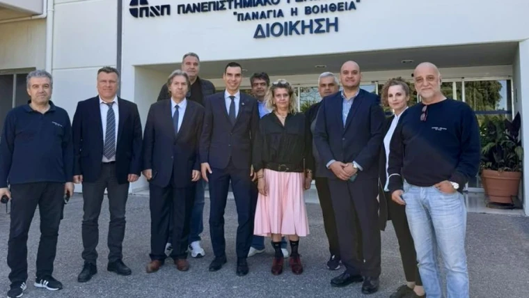 Επίσκεψη του Υφυπουργού Υγείας Μάριου Θεμιστοκλέους στο Πανεπιστημιακό ΓΝ Πατρών και στο ΓΝ Κεφαλονιάς