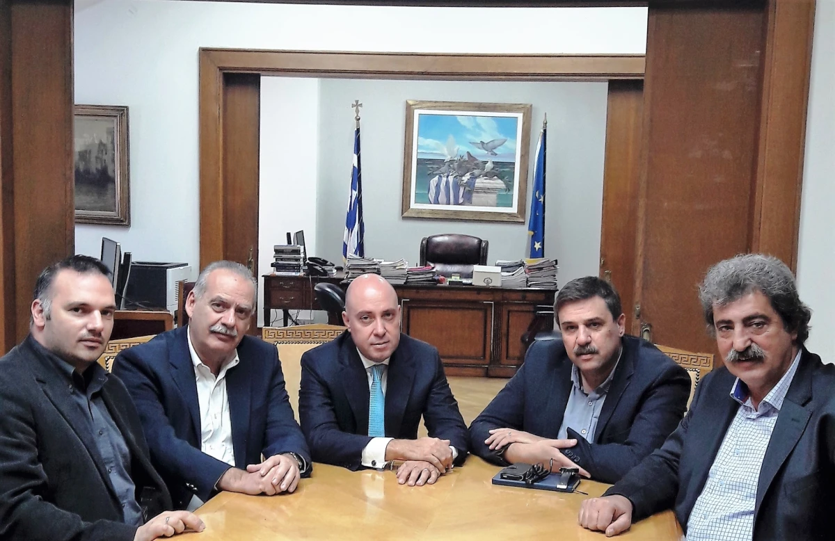 Συνάντηση της  πολιτικής ηγεσίας του υπουργείου Υγείας με τον υπουργό Υγείας της Κύπρου, Γιώργο Παμπορίδη