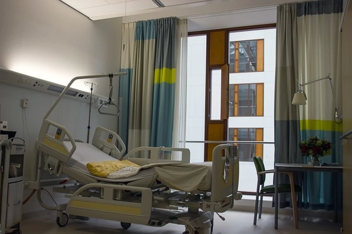 Σύσκεψη στο υπουργείο Υγείας για την υπερπληρότητα κλινών σε γενικές εφημερίες και τη διαχείριση περιστατικών από τις ΜΕΘ