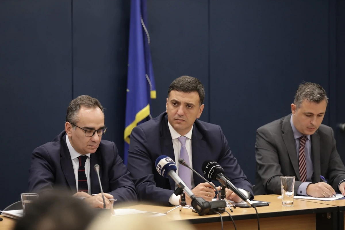 Συνέντευξη Τύπου Υπουργού Υγείας Βασίλη Κικίλια και Υφυπουργού Υγείας Βασίλη Κοντοζαμάνη