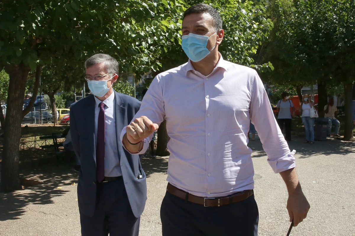 Σε ΚΟΜΥ του ΕΟΔΥ στην Κυψέλη ο Υπουργός Υγείας Βασίλης Κικίλιας