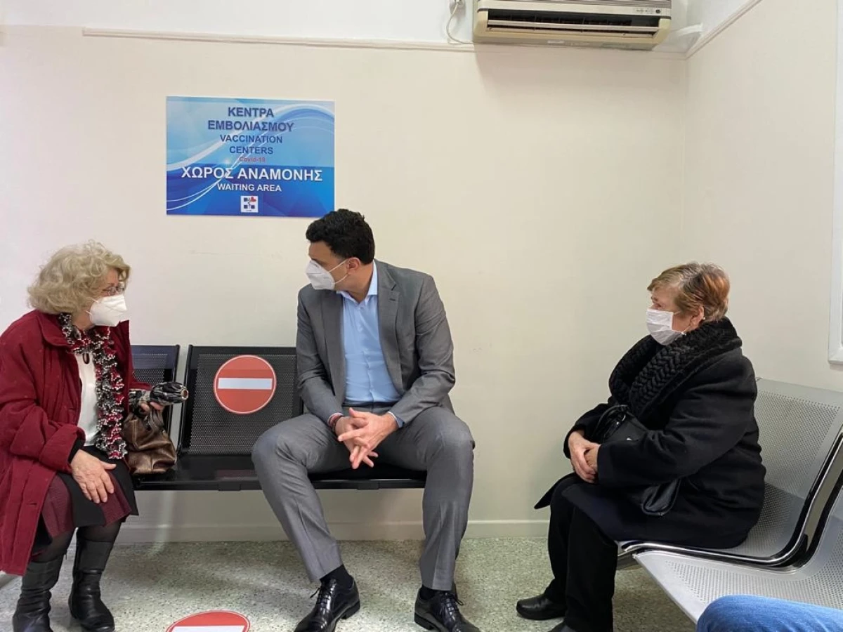 Β. Κικίλιας: Οι εμβολιασμοί γίνονται οργανωμένα, δομημένα και με σεβασμό στον πολίτη
