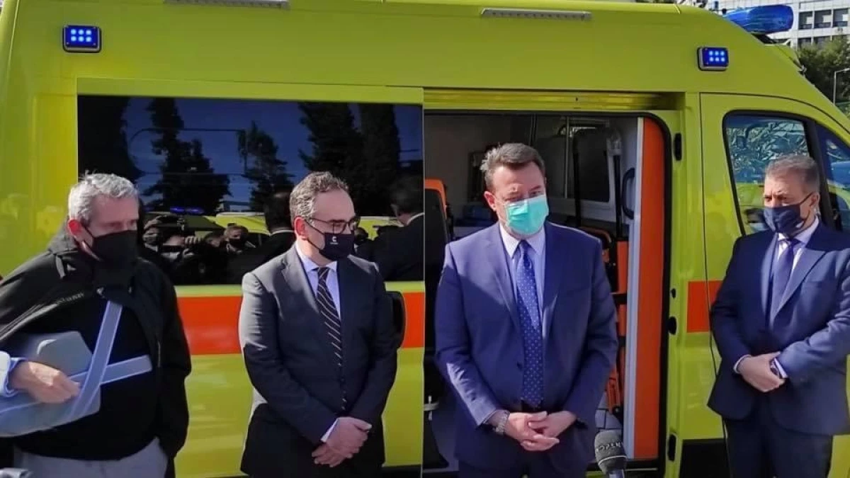 12 ασθενοφόρα μικρού όγκου παραδόθηκαν τους Δημάρχους 12 νησιών - Β. Κοντοζαμάνης: Κανένας συμπολίτης μας αβοήθητος ακόμα και στο πιο αμομακρυσμένο σημείο της Πατρίδας μας
