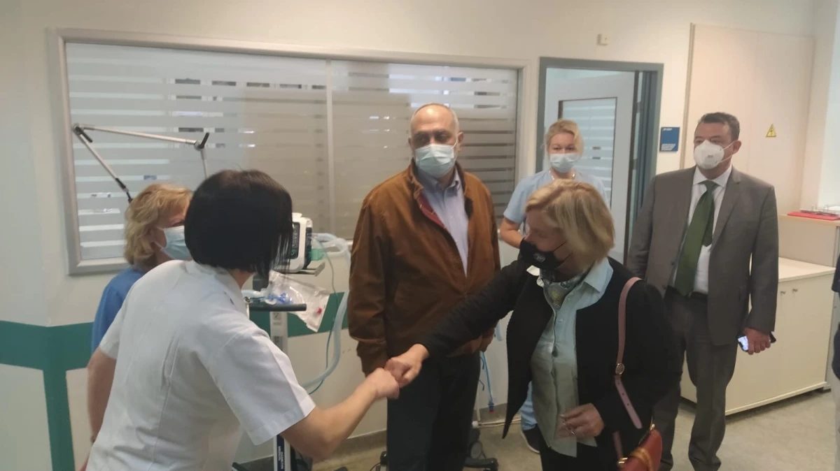 Επίσκεψη Αναπληρώτριας Υπουργού Υγείας Μίνας Γκάγκα στο ΠΓΝ 