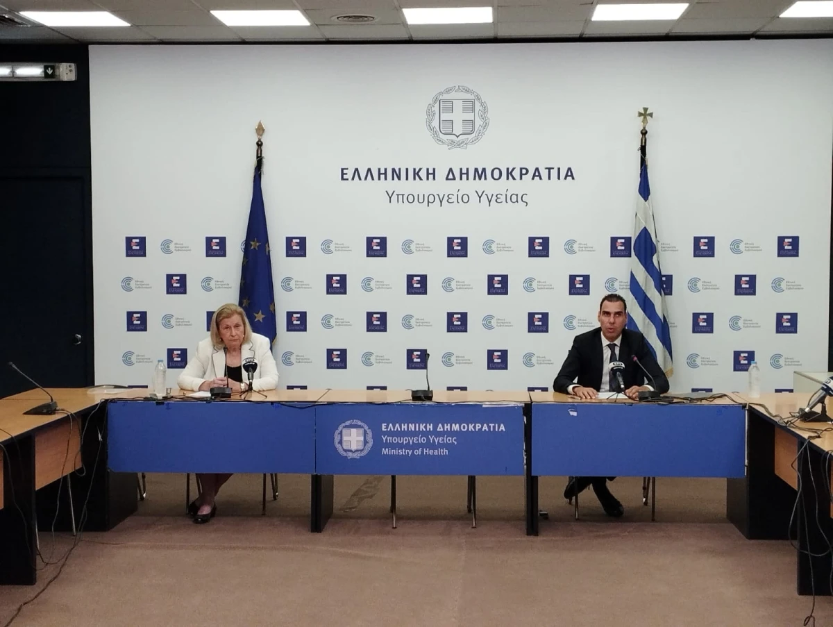 Ενημέρωση διαπιστευμένων συντακτών για το Εθνικό Σχέδιο εμβολιαστικής κάλυψης κατά της COVID-19, από την Πρόεδρο της Εθνικής Επιτροπής Εμβολιασμών Μαρία Θεοδωρίδου και τον Γ.Γ. Πρωτοβάθμιας Φροντίδας Υγείας Μάριο Θεμιστοκλέους