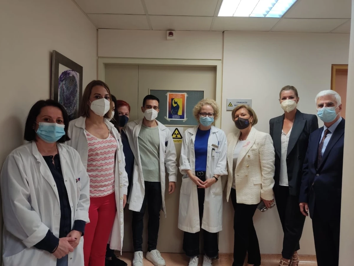 Επίσκεψη της Αναπληρώτριας Υπουργού Υγείας Μίνας Γκάγκα στο Γενικό Αντικαρκινικό- Ογκολογικό Νοσοκομείο Αθηνών 