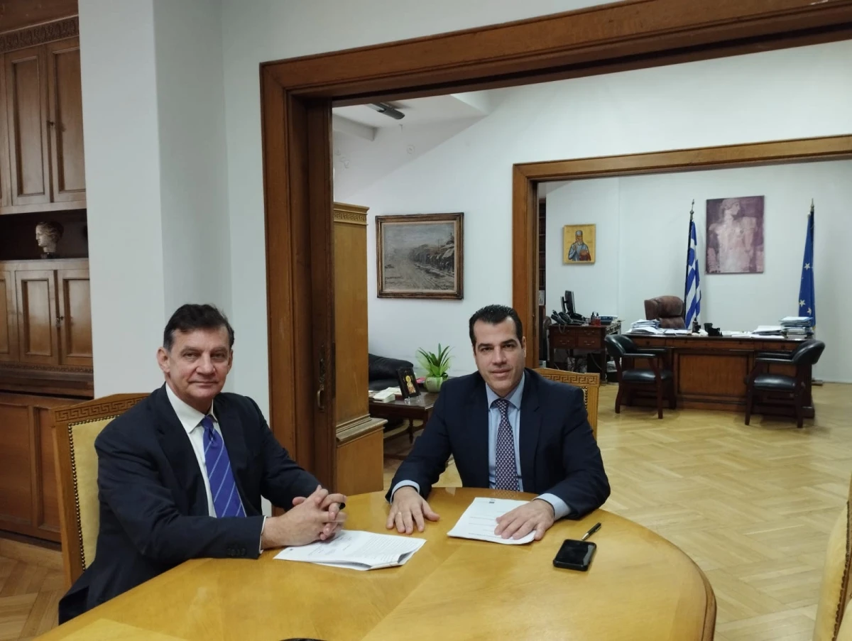 Προγραμματική συμφωνία Υπουργείου Υγείας και ΕΚΠΑ για υλοποίηση εκπαιδευτικού προγράμματος κατάρτισης 