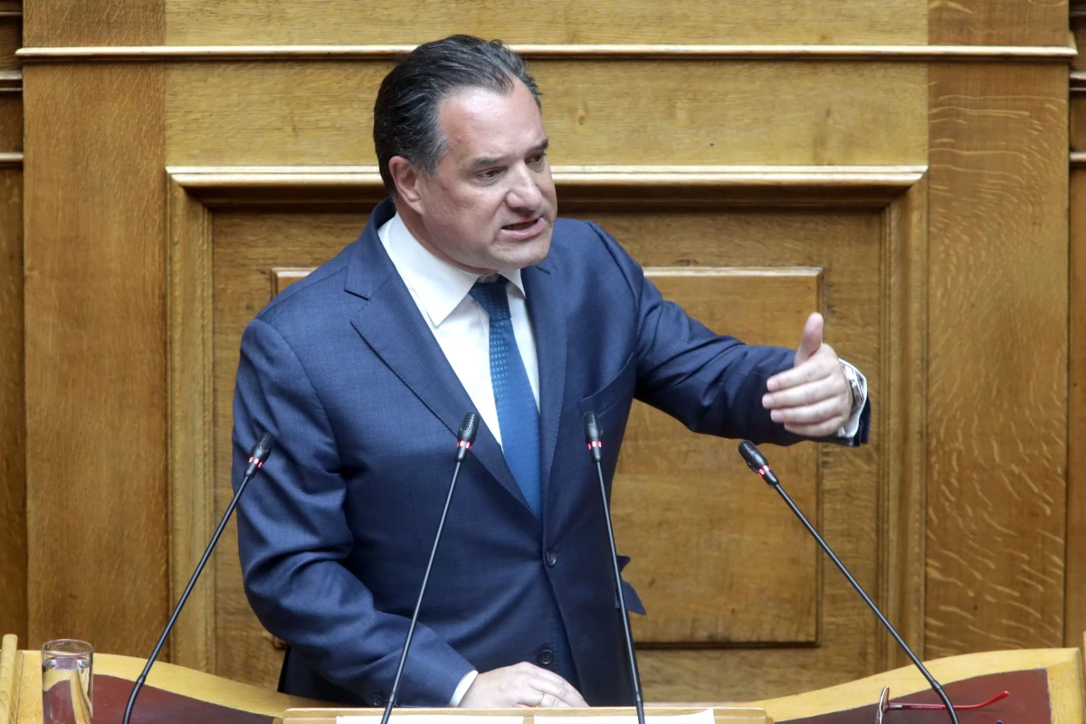 Ομιλία του Υπουργού Υγείας Άδωνι Γεωργιάδη, στην Ολομέλεια της Βουλής, για την τροπολογία που επιτρέπει και στους ιδιώτες γιατρούς να συνεργάζονται με το ΕΣΥ