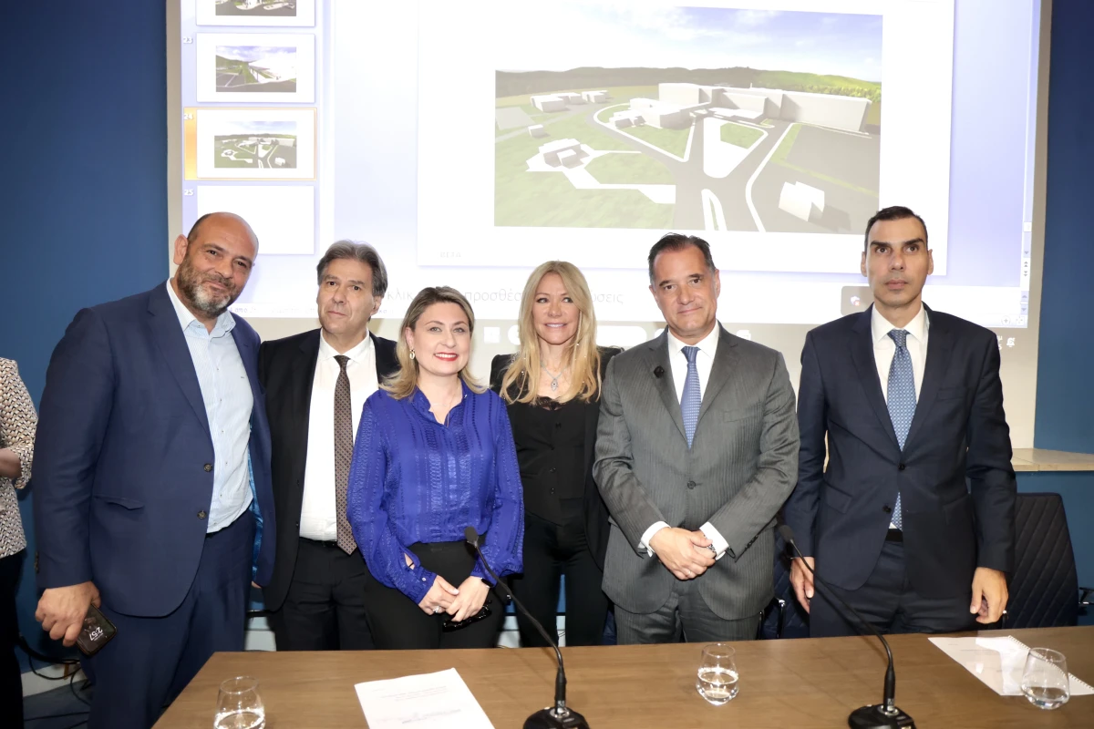 Επίσκεψη του Υπουργού Υγείας Άδωνι Γεωργιάδη στο ΠΓΝ Πατρών για την ανακοίνωση νέας Μονάδας Ημερήσιας Νοσηλείας, δωρεάς Μαριάννας Λάτση