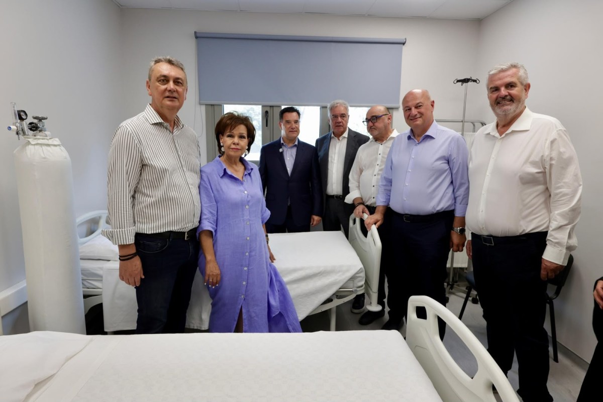 Σε Λαμία και Καρδίτσα ο Υπουργός Υγείας Άδωνις Γεωργιάδης για την παραλαβή 7 ασθενοφόρων του ΕΚΑΒ και τα εγκαίνια του ΚΥ Σοφάδων