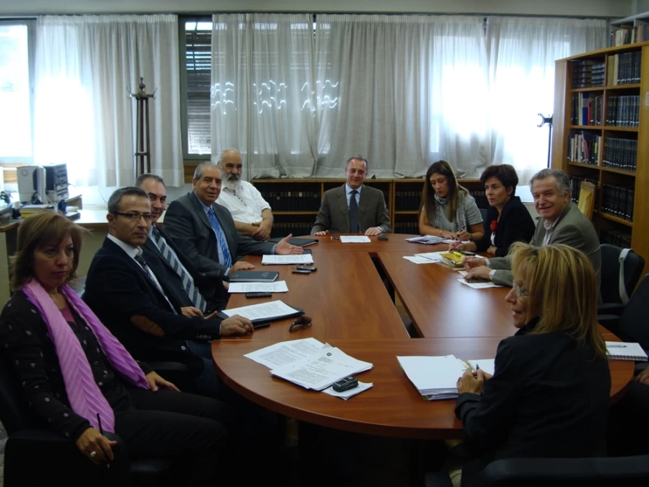 Συνάντηση του Υφυπουργού Υγείας κ. Αντώνη Μπέζα με τους Προέδρους του Πανελλήνιου Ιατρικού Συλλόγου και της Ελληνικής Οδοντιατρικής Ομοσπονδίας.