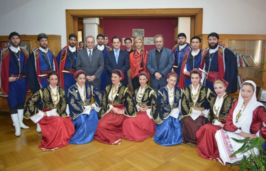 Χριστουγεννιάτικα κάλαντα και ευχές στην Πολιτική Ηγεσία του Υπουργείου Υγείας.