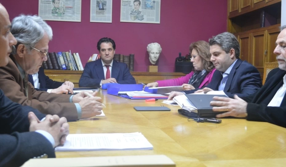 Συνάντηση του Υπουργού Υγείας, κ. Άδωνι Γεωργιάδη, με αντιπροσωπεία βουλευτών του ΠΑΣΟΚ για τη μεταρρύθμιση στην πρωτοβάθμια φροντίδα υγείας.