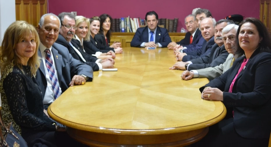 Συνάντηση του Υπουργού Υγείας, κ. Άδωνι Γεωργιάδη, με αντιπροσωπεία των ΑΧΕΠΑ.