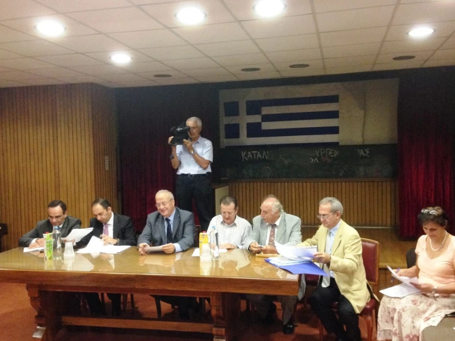 Συνάντηση Υπουργού Αναπληρωτή Υγείας Λεωνίδα Γρηγοράκου με φορείς της Υγείας του νομού Λασιθίου.