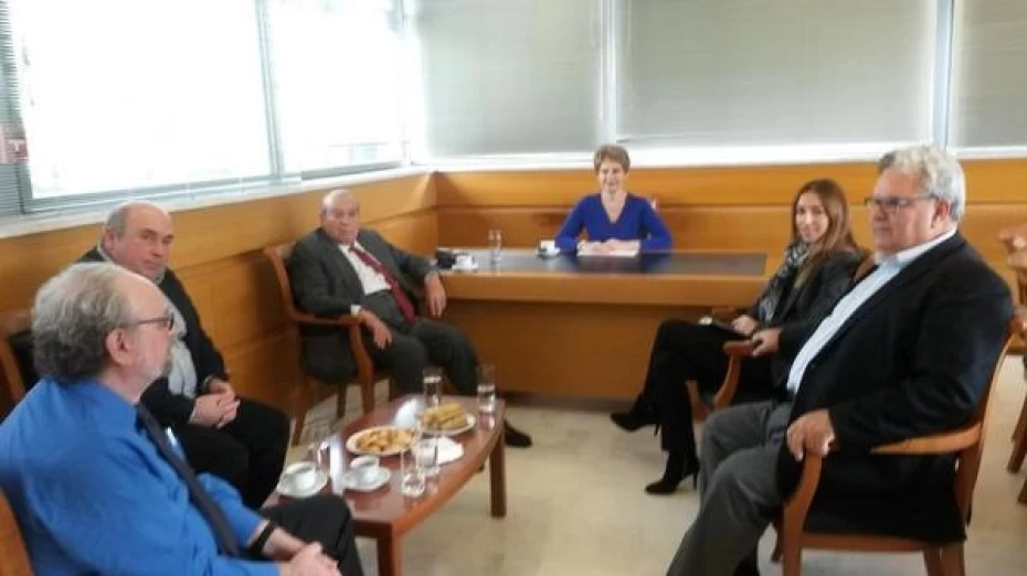 Επίσκεψη της Υφ. Υγείας, Κατερίνας Παπακώστα, στο Ίδρυμα Ιατροβιολογικών Ερευνών της Ακαδημίας Αθηνών (ΙΙΒΕΑΑ).